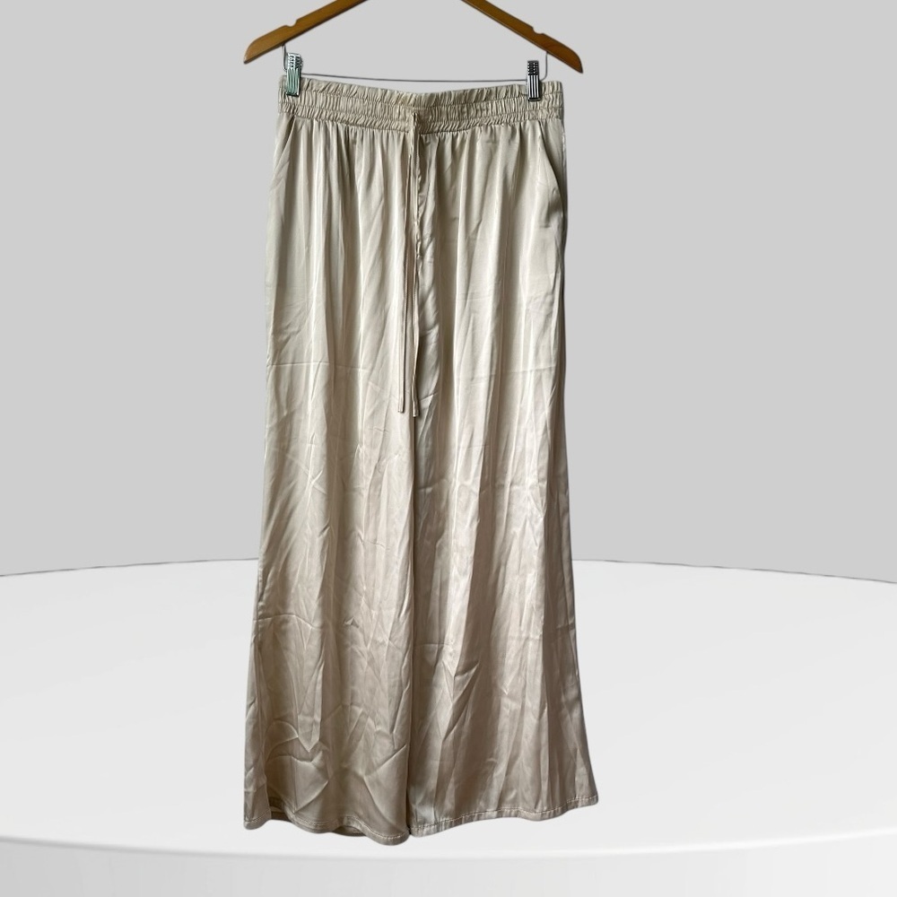 Hunter & Brown Silk Like Polyester Spandex Blend Pant